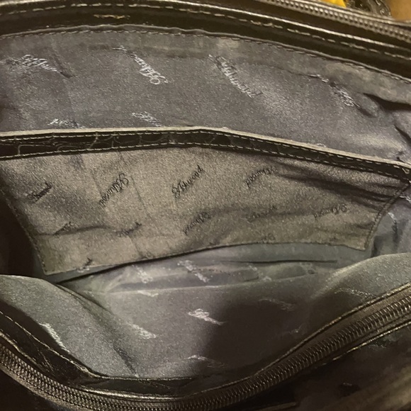 ASHWOOD LEATHER BAG - Picture 9 of 10